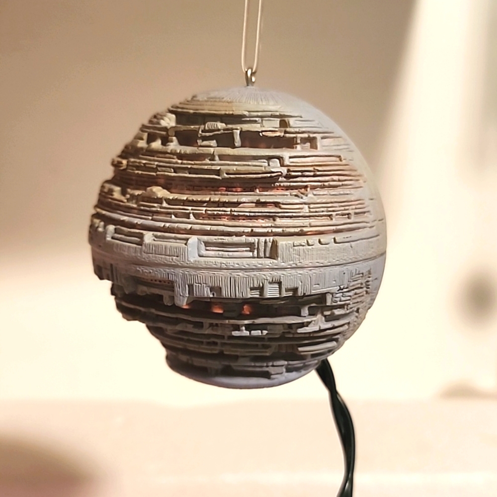 Death Star Star Wars Light and Voice. 2002 Hallmark Keepsake Ornament.New in box - Picture 5 of 9